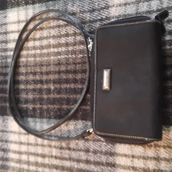 CROSSBODY HANDBAG Handbags - CROSSOVER 👜  HANDBAG WITH LONG STRAP.